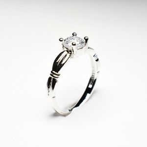 Women's Fashion Ring - Size 8